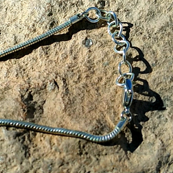 NEW!!  Necklace - Picture 5 of 7